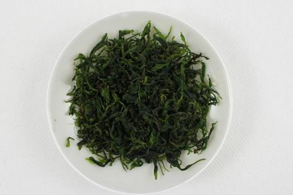 夏天喝红茶还是绿茶好 晚上喝绿茶好吗