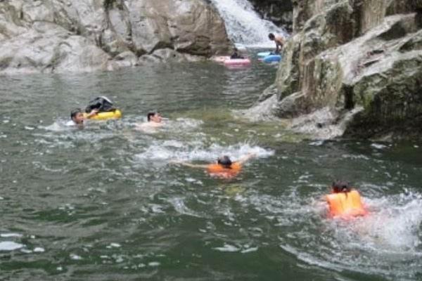 梦见浑水是什么意思 女人梦到自己在浑水里走有什么预兆