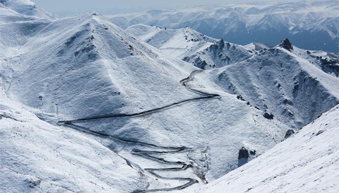 珠穆朗玛峰 山 川藏公路  700.jpg